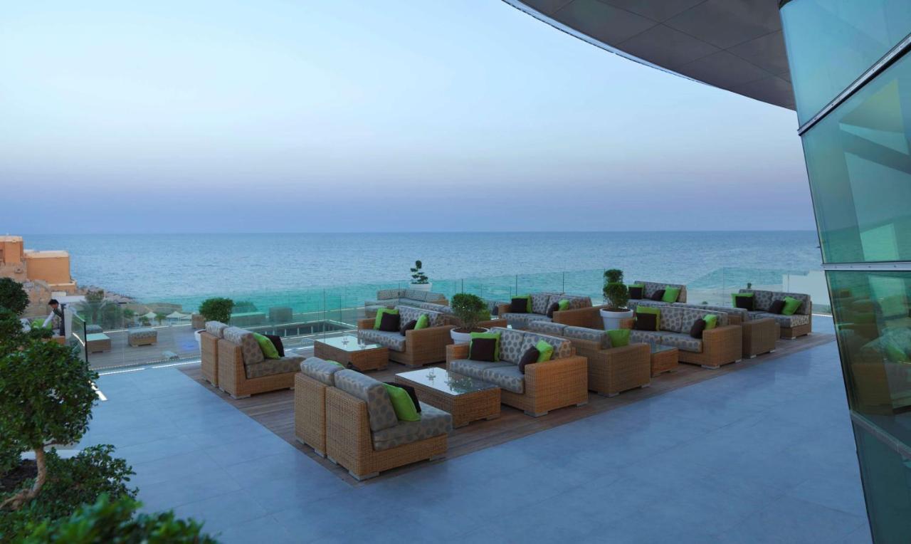 Radisson Blu Hotel, Kuwait Кувейт Экстерьер фото The View